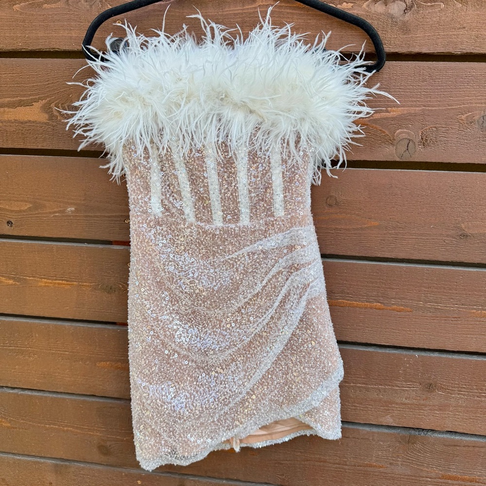 Nadine Merabi Lucie Strapless Feather Sequin Mesh Mini Dress XS White NO BELT